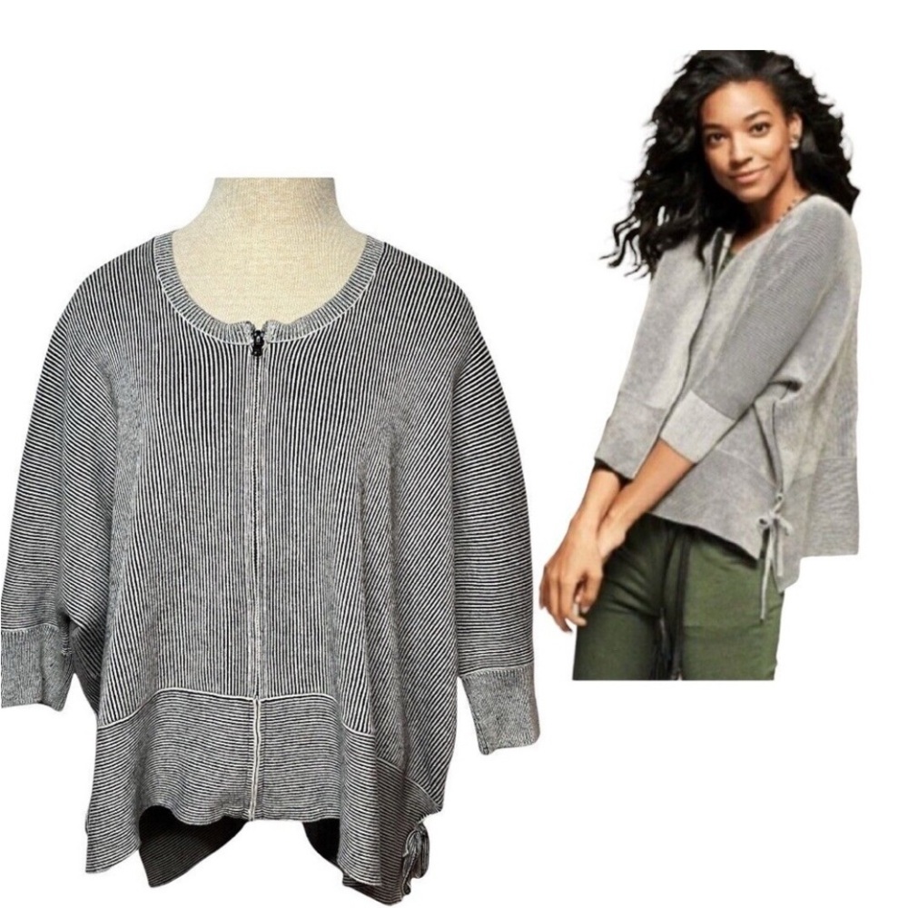 CAbi Navy and White Cardigan Sweater Relaxed Fit - Picture 7 of 7